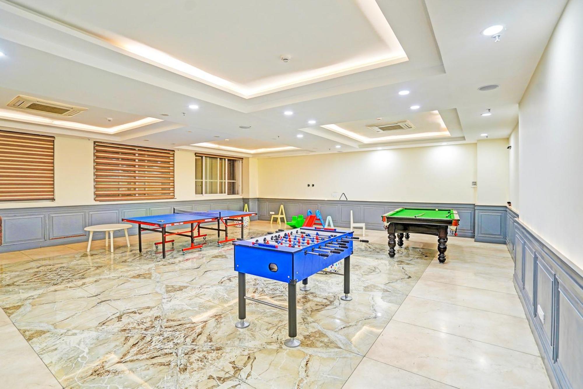 Palette Gomti Nagar Near Ekana Stadium Formerly Gusto Club Λάκναου Εξωτερικό φωτογραφία